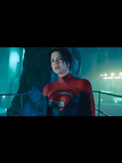 [x]“スーパーガール”橋本愛＆“フラッシュ”細谷佳正、ユーモラスなかけ合いが面白い／映画『ザ・フラッシュ』吹替版本編映像 - YouTube
