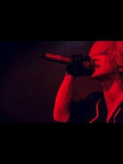 [x]HYDE、『HYDE LIVE 2023』初日のオフィシャルレポートが到着！「ヤバいね、アガる！」 – THE FIRST TIMES