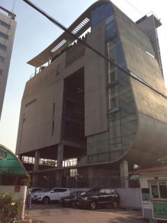 [x]Day 3: JYP, SM, FNC, and YG Entertainment Buildings Tour | Karen Meets ...