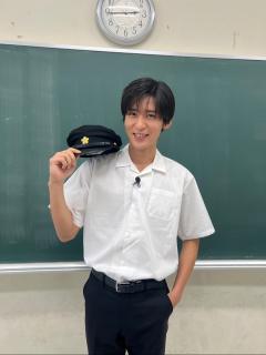 [x]RIEHATAが27時間テレビのダンス審査で大炎上中の現在…平野紫耀との匂わせや番組中の"ある行動"に一同驚愕…！『女性ダンサー』が ...