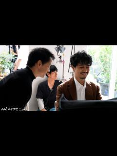 [x]斎藤工、至近距離の山本耕史に吹き出してしまう！お互いのフルネームを連呼するヒノキヤグループ新CM＆メイキング公開 - YouTube