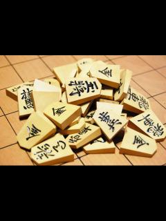 [x]将棋のようで将棋でない戦略的ゲーム【将棋ライク】 - YouTube