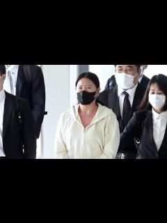 [x]特殊詐欺グループの女逮捕 比から移送、窃盗容疑 警視庁 - YouTube