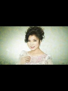 [x]歌手・八代亜紀さん葬儀の瞬間・ご遺族 八代亜紀さんのお別れ会・八代亜紀さん - YouTube