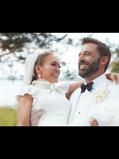 [x]熱いキス！ ジェニファー・ロペス、ベン・アフレックとの結婚1周年を記念して未公開写真をシェア｜ハーパーズ バザー（Harper's BAZAAR）公式