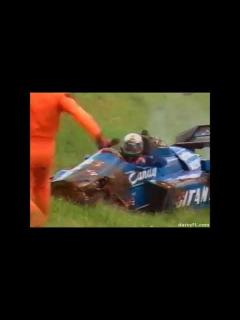 [x]Andrea de Cesaris crash Austria 1985 - YouTube