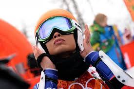5 things to know about violinist and skier Vanessa Mae Vanakorn ...