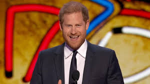 Prince Harry cracks jokes at NFL awards