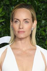 Amber Valletta opens up about her two decades of sobriety